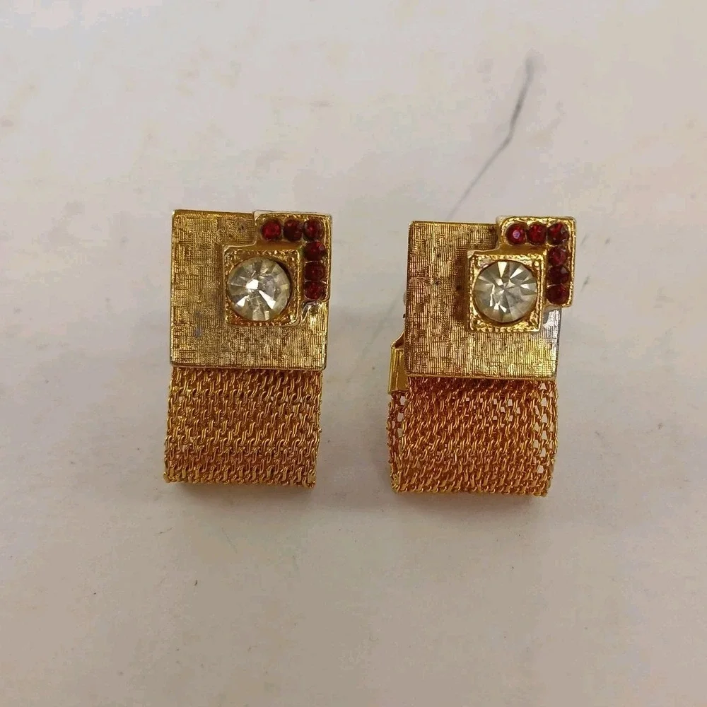 Vintage Gold Tone Clear & Red Rhinestone Wrap Around Mesh Cuff Links